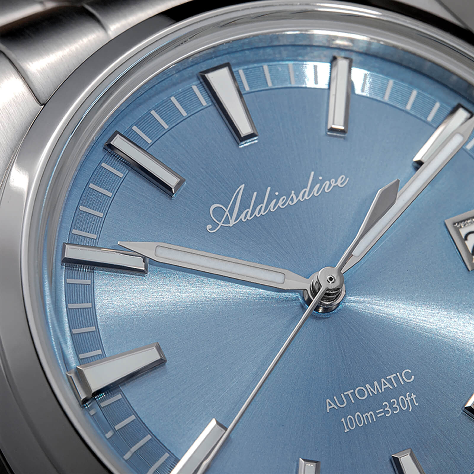 AD2077 — 39mm Automatic Field Watch