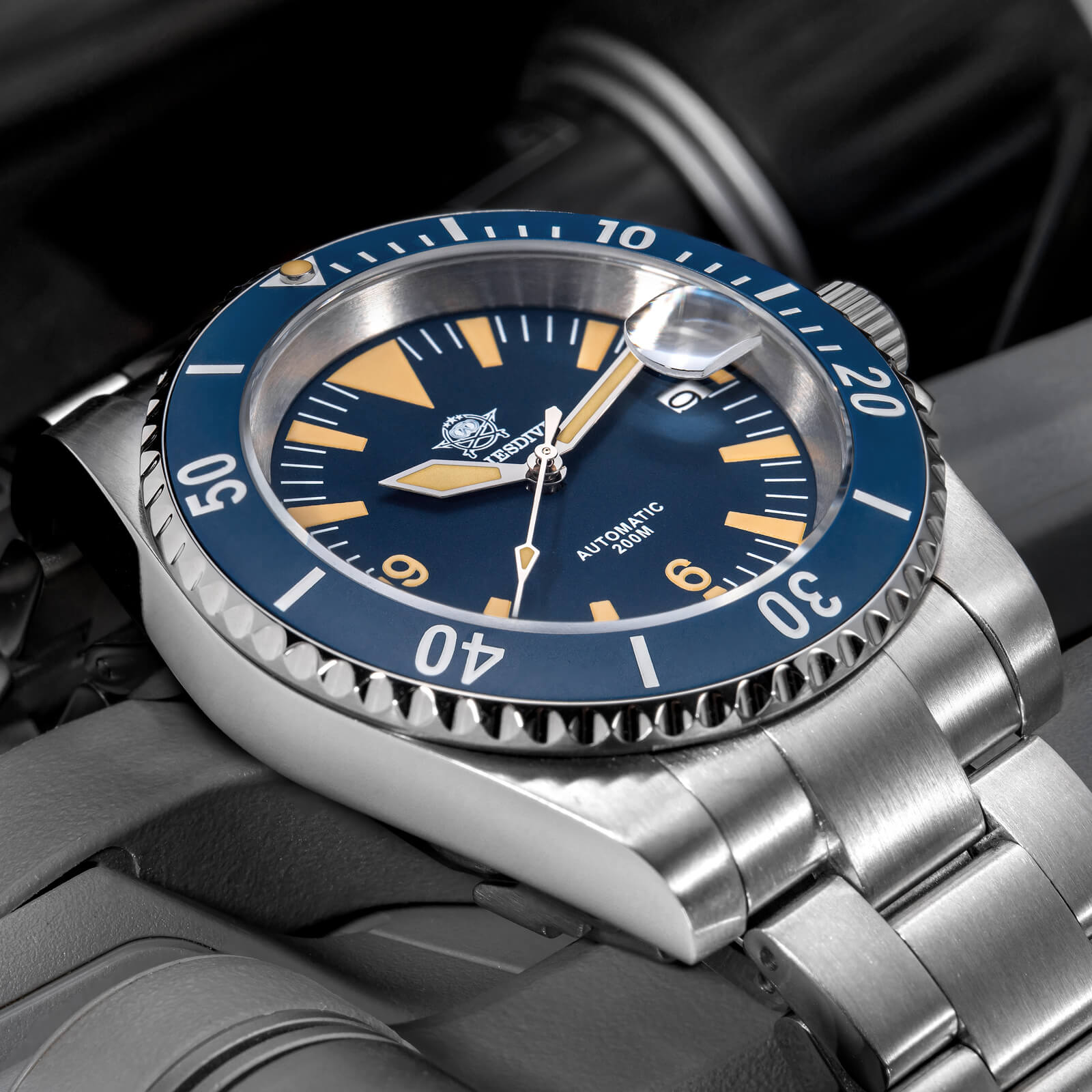 AD2064 - Retro Sword Sub NH35 Dive Watch