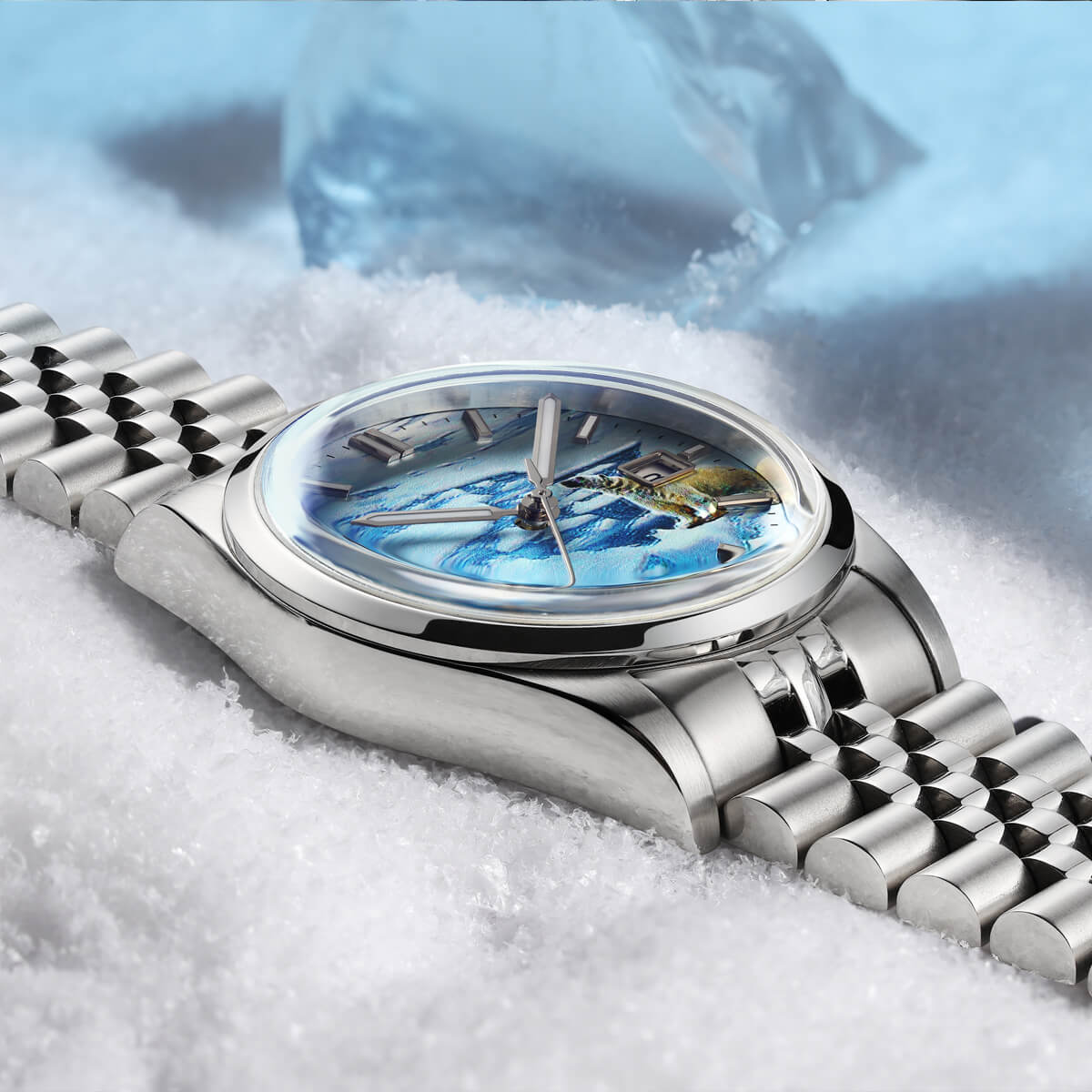 AD2042 — 39mm Automatic Glacier Polar Bear Dial
