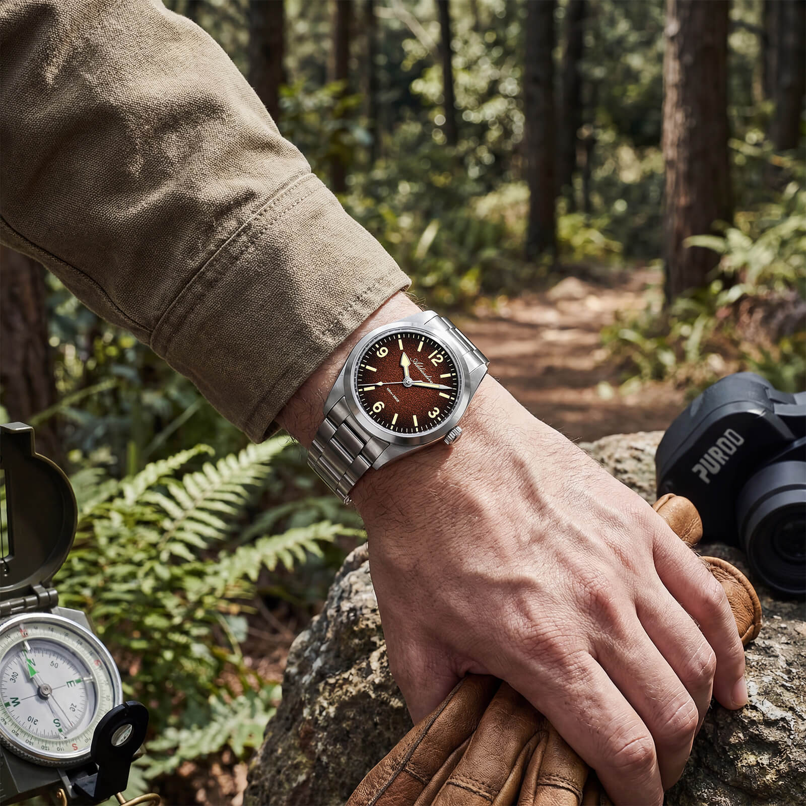 AD2544 — 36mm Quartz Diver Vintage