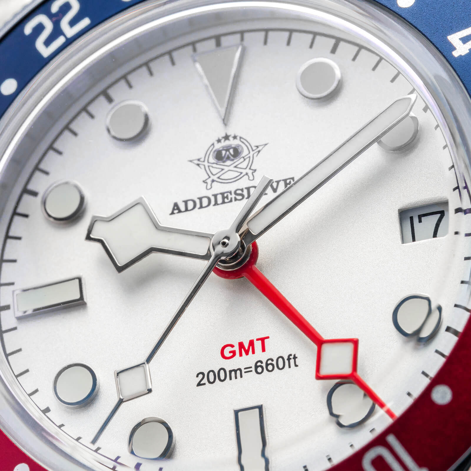 AD2044 — 39mm GMT Quartz Diver