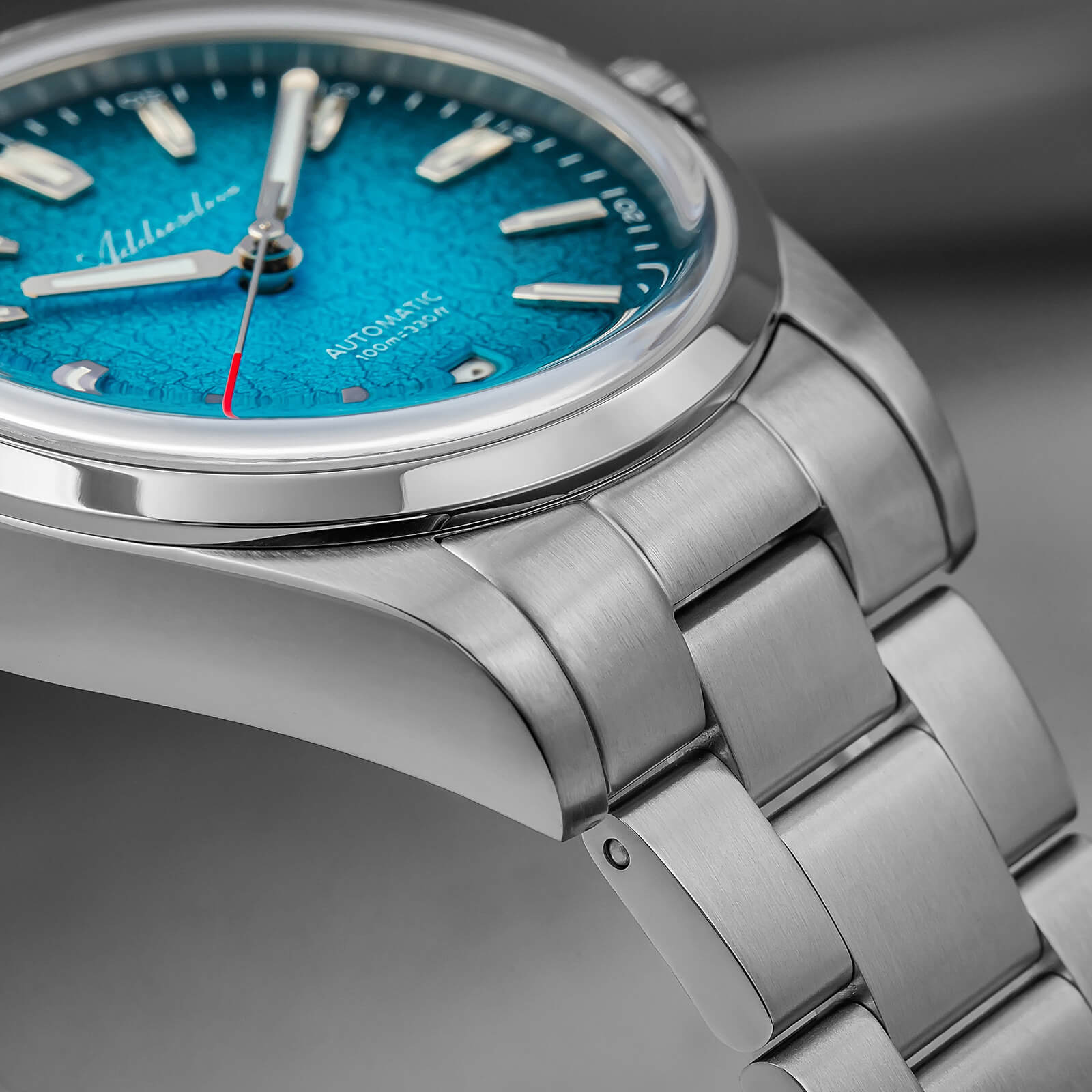 AD2091 39mm Luxury