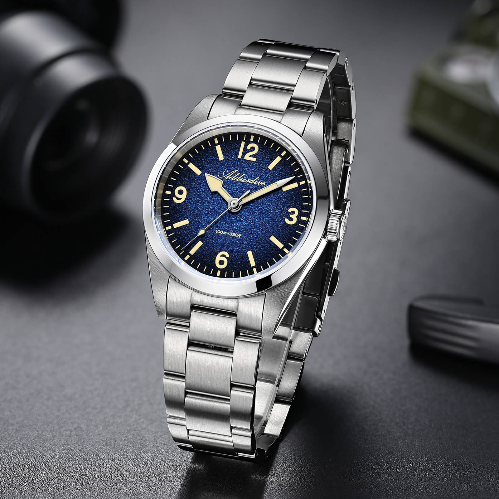 AD2544 — 36mm Quartz Diver Vintage