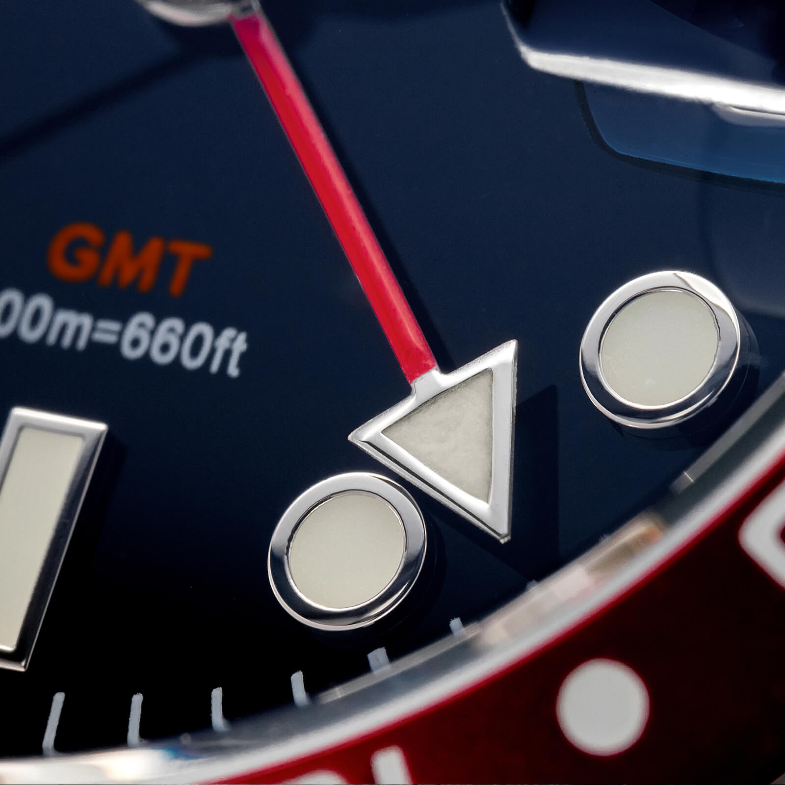 AD2050 — 40mm GMT Water Ghost Quartz Diver