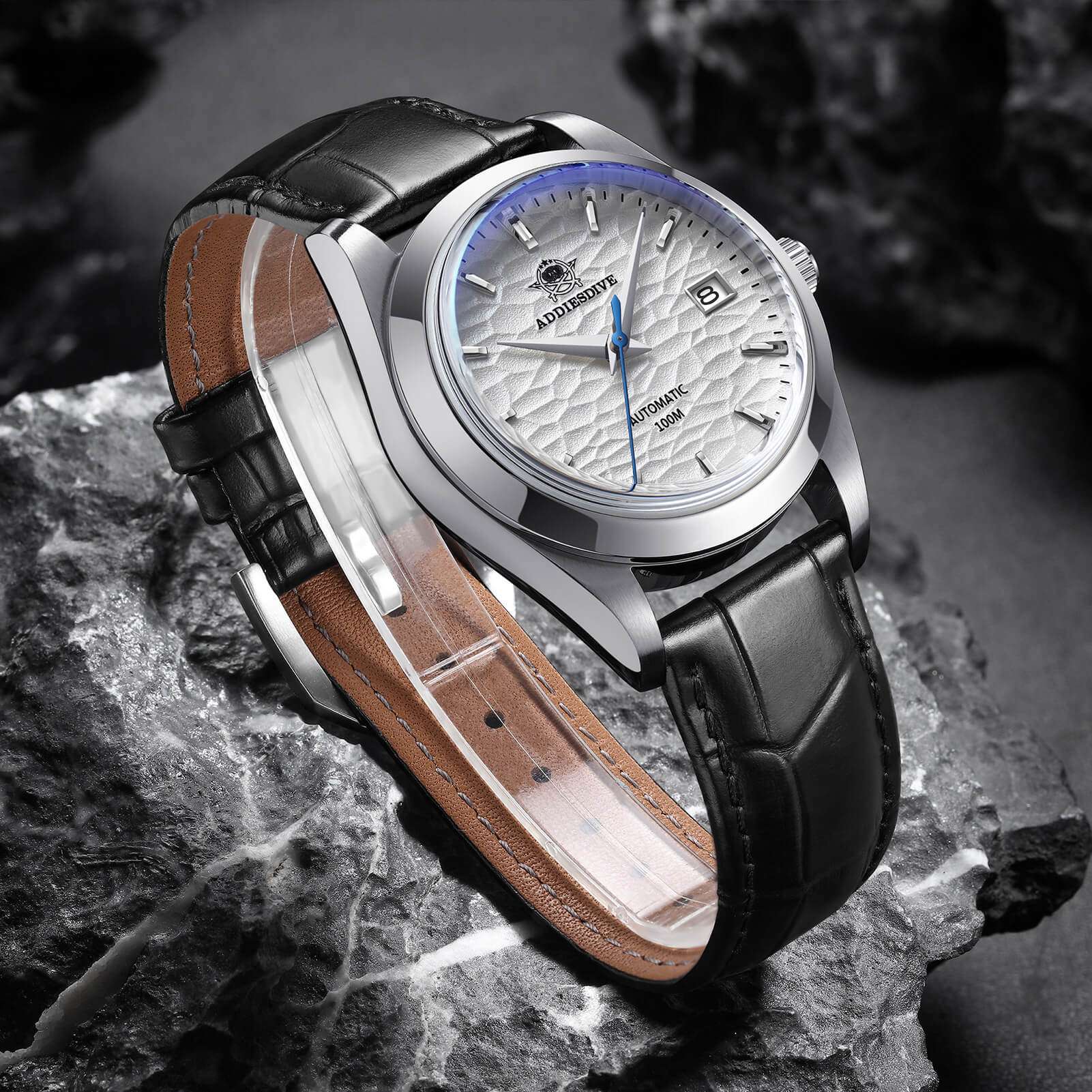 AD2118 — 39mm Automatic Dress Diver