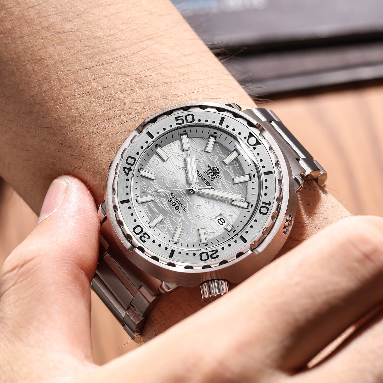 AD2098 — 41mm Automatic Diver 300M | Addiesdive UK