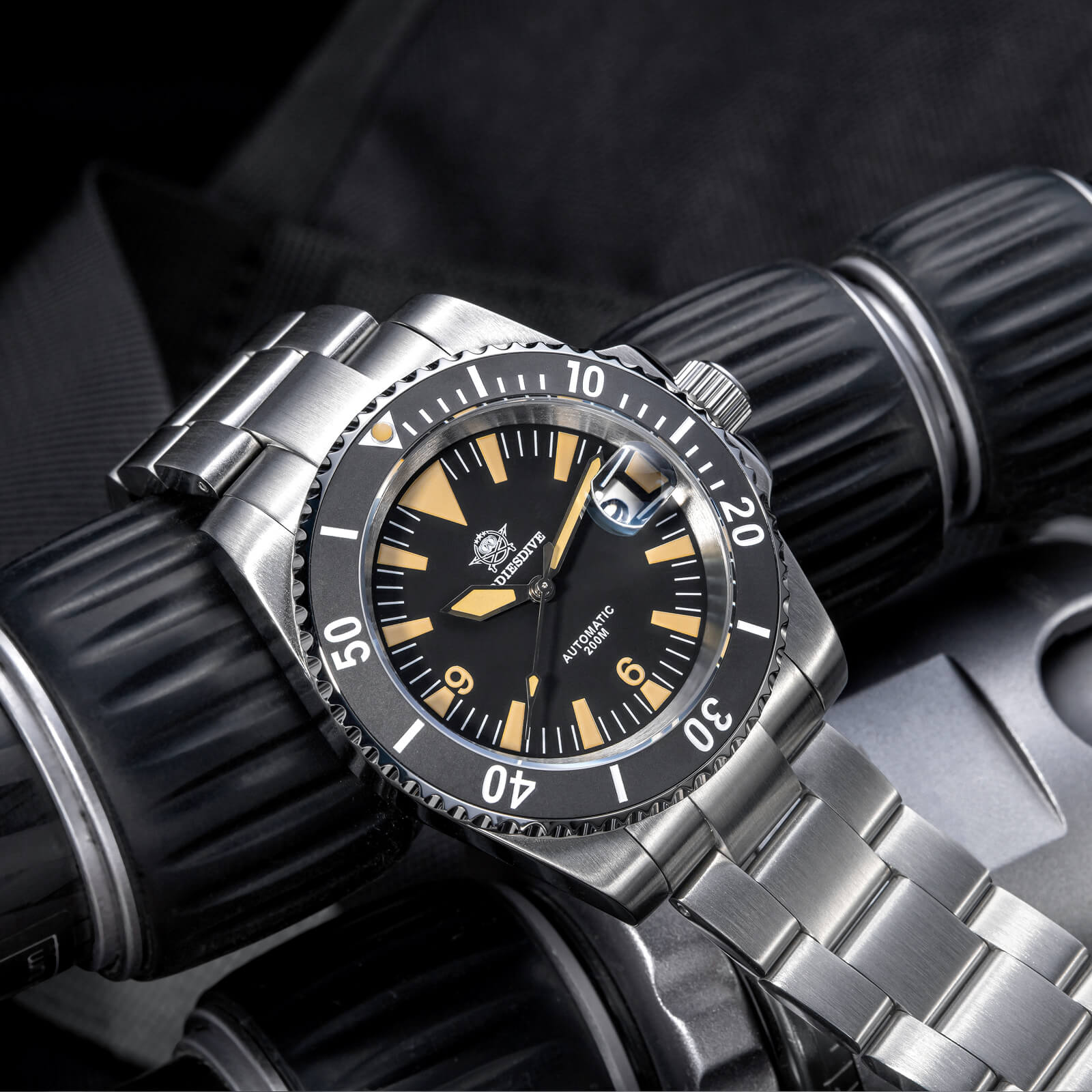 AD2064 - Retro Sword Sub NH35 Dive Watch